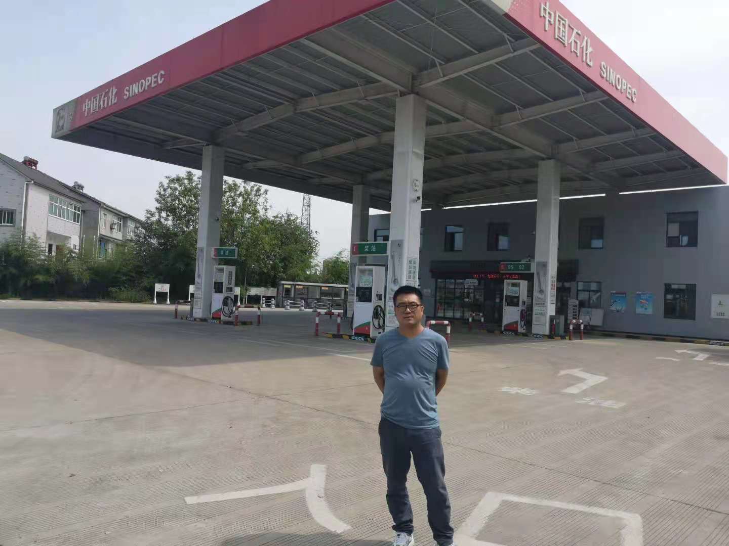 安吉交石加油站.jpg